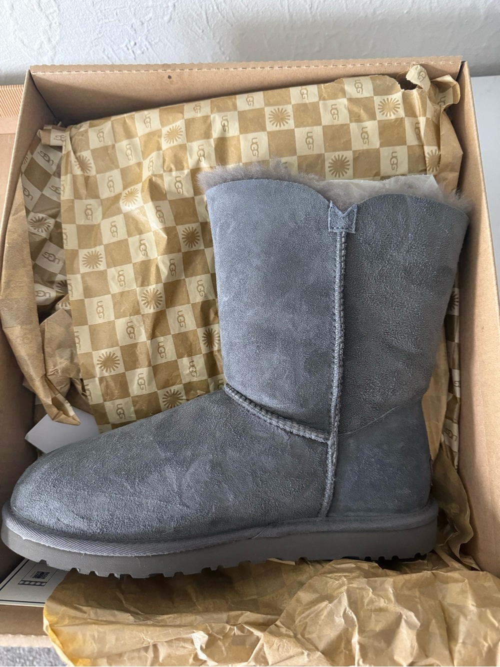 UGG Bailey Button Boot Sz 9 - Picture 7 of 10